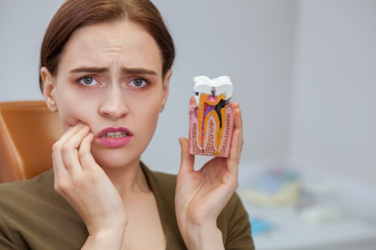 I vantaggi della terapia dentale laser nella cura delle carie